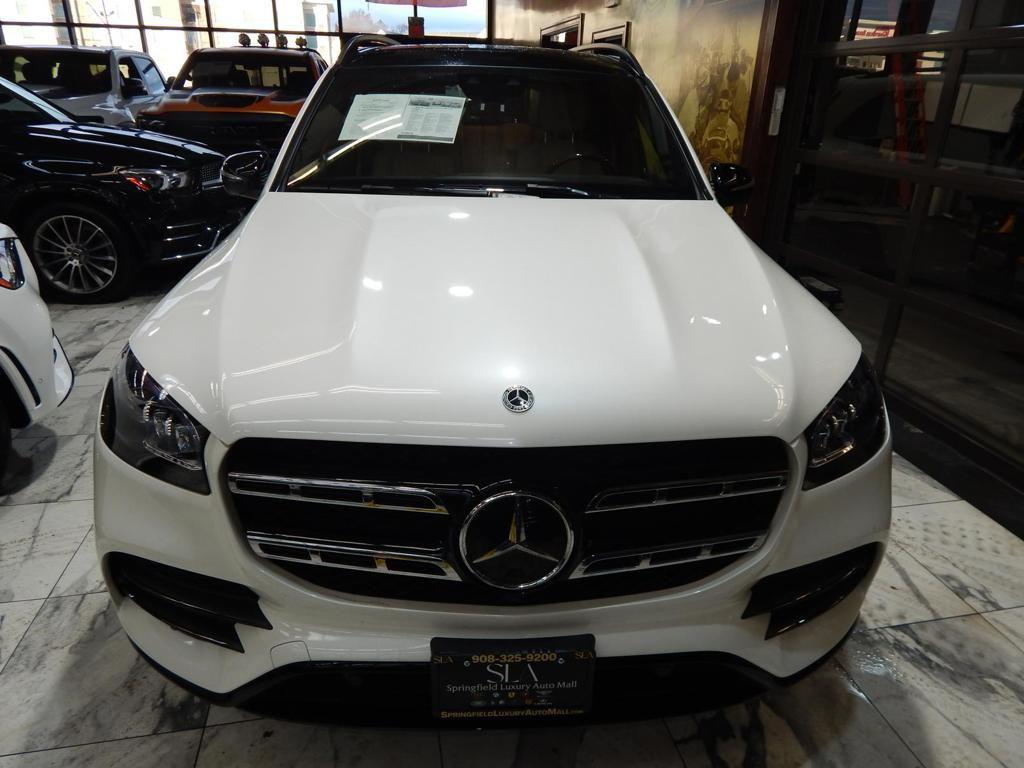 Mercedes-Benz GLS 580 2023