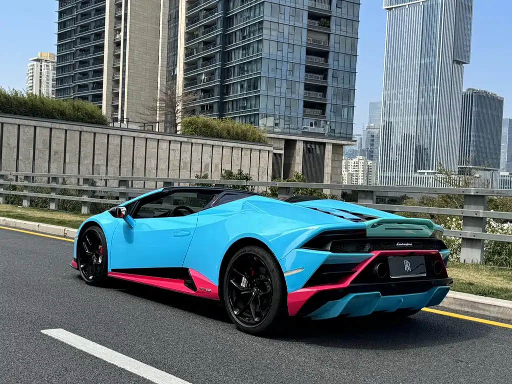 Lamborghini Huracán 2022