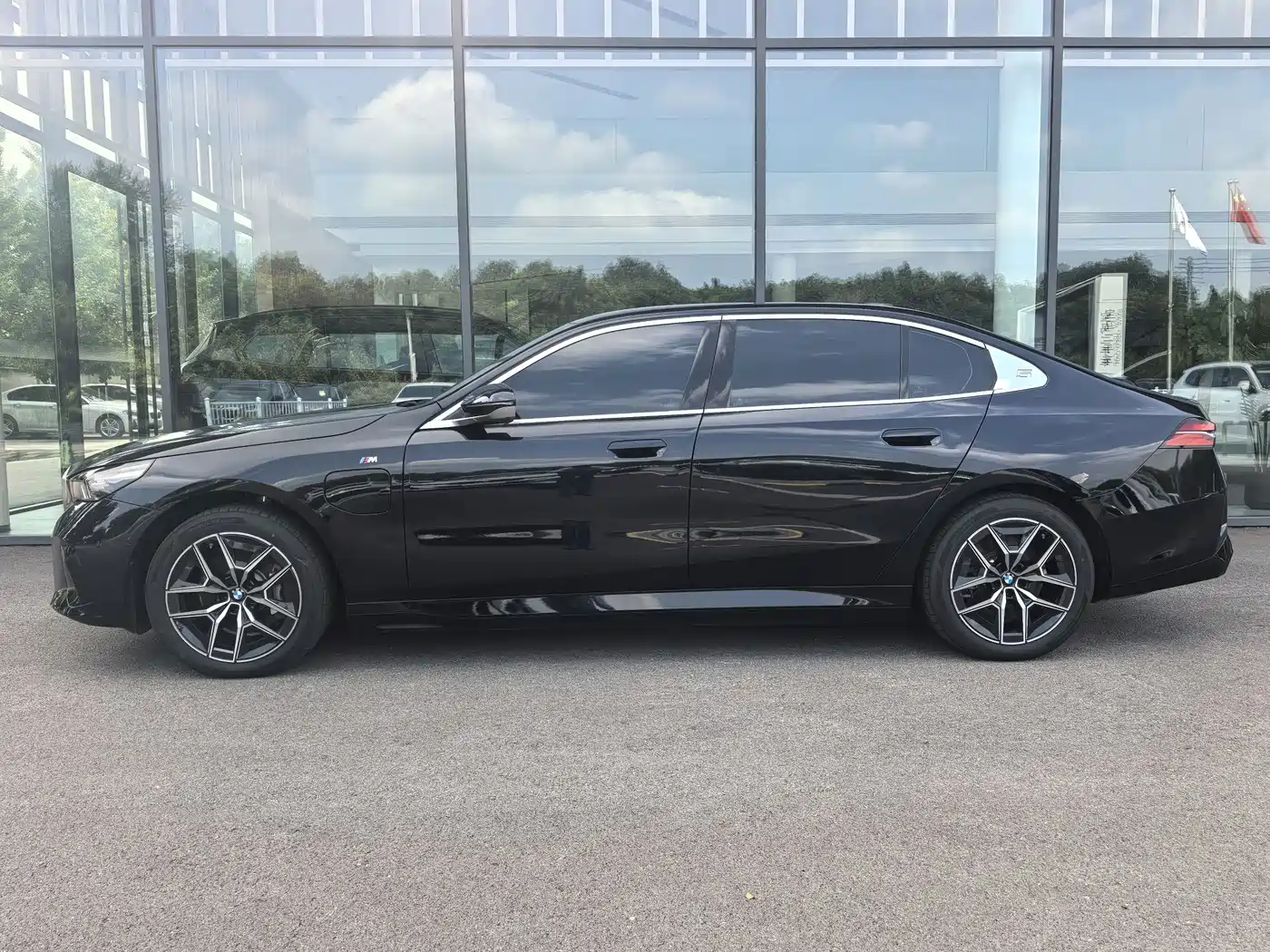 BMW i5 2025