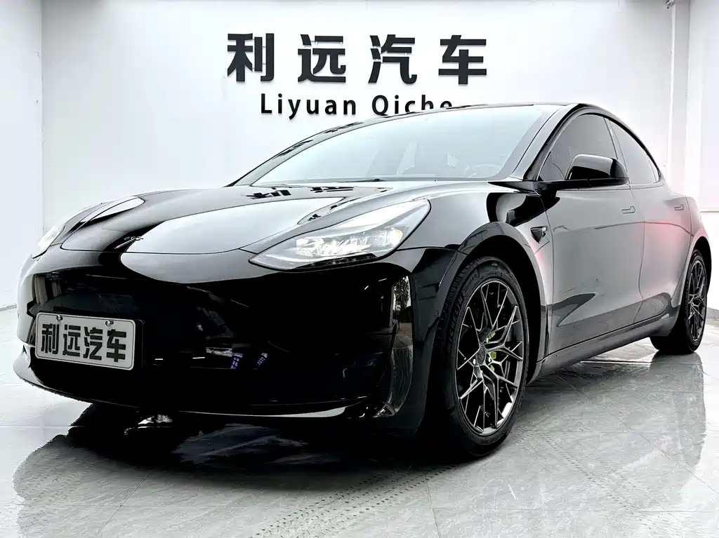 Tesla Model 3 2023
