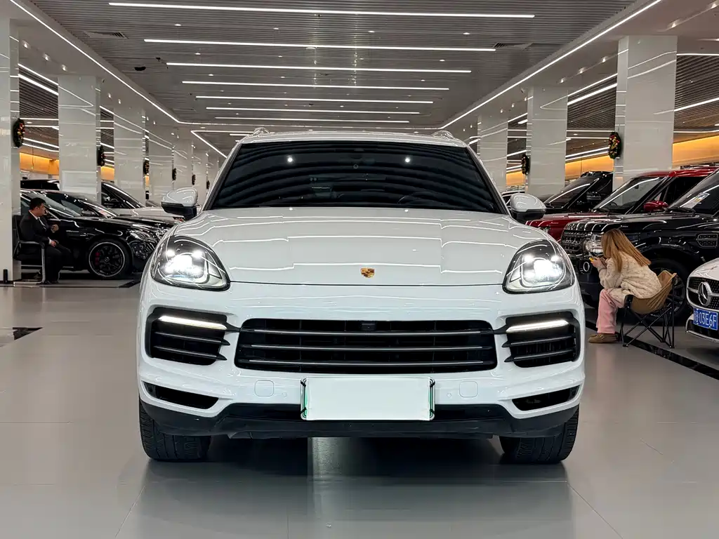 Porsche Cayenne 2020