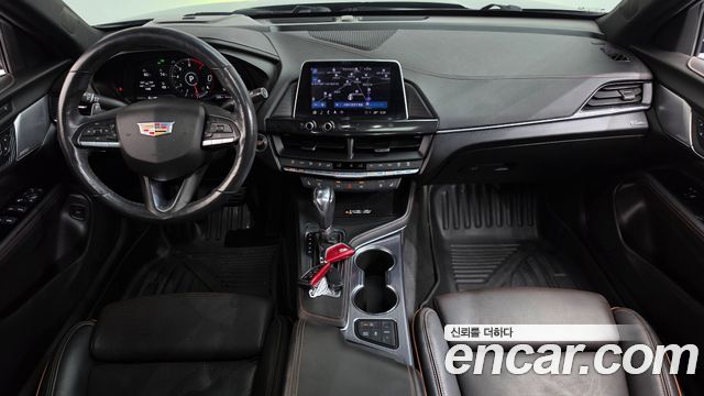 Cadillac CT4 2021