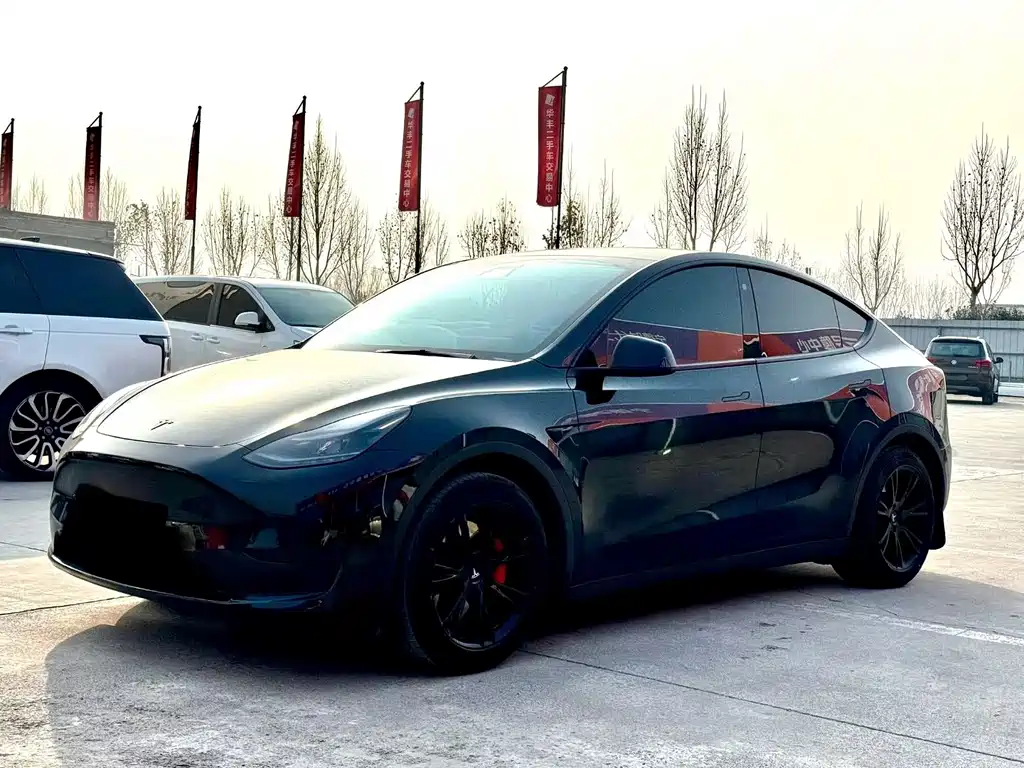 Tesla Model Y 2022