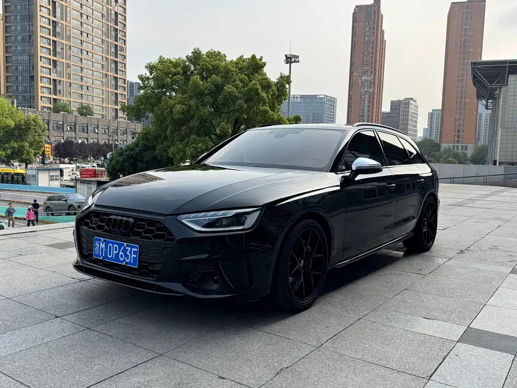 Audi S4 2024