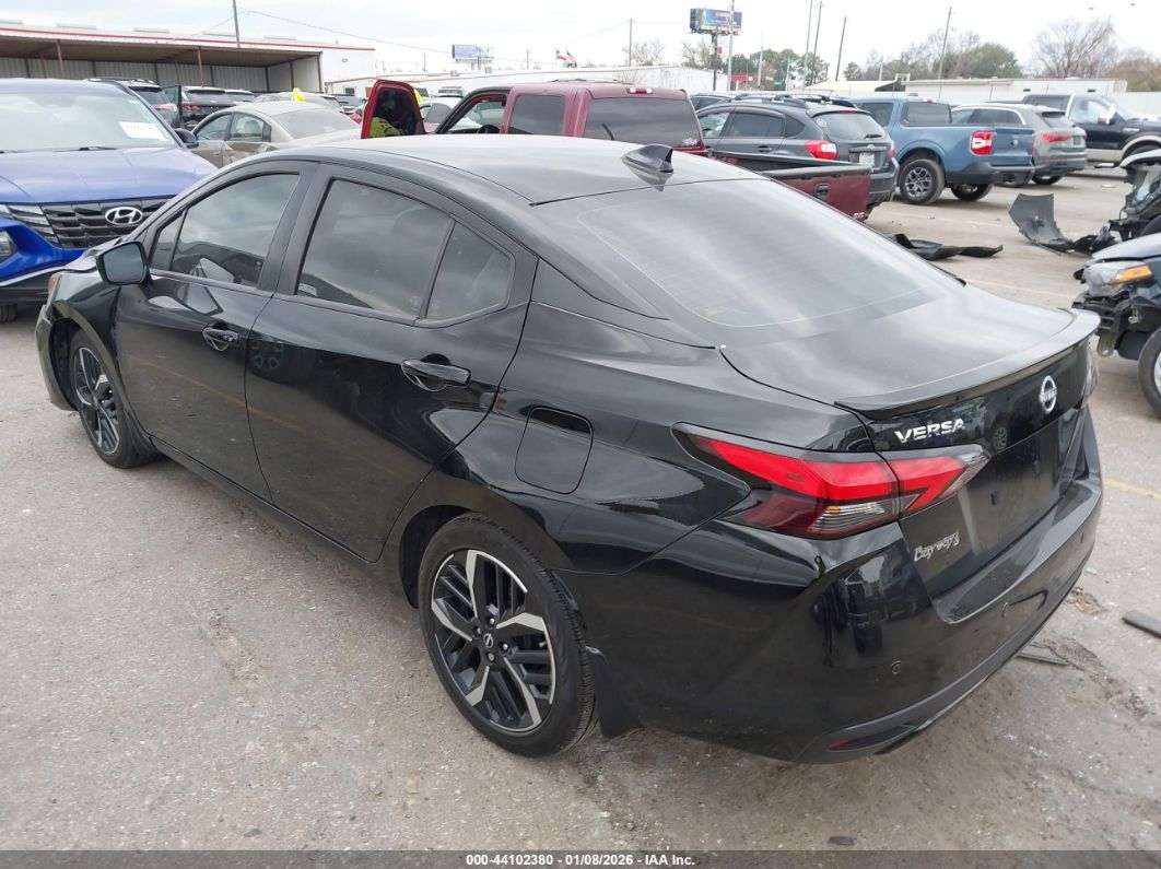 Nissan Versa 2024