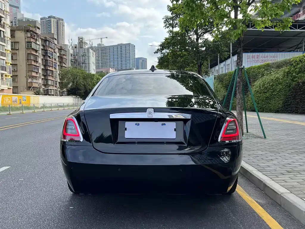 Rolls-Royce Ghost 2021