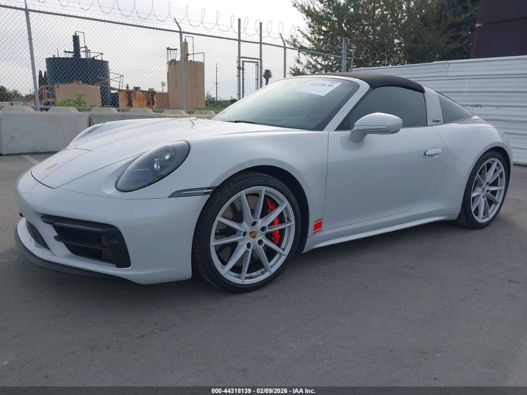 Porsche 911 2023
