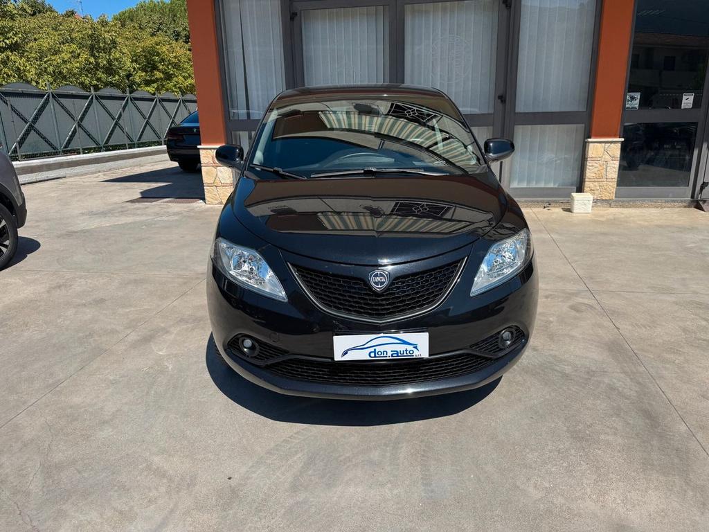Lancia Ypsilon 2021