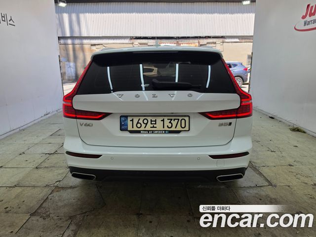 Volvo V60 2021