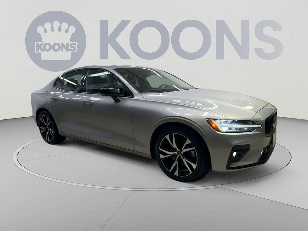 Volvo S60 2024
