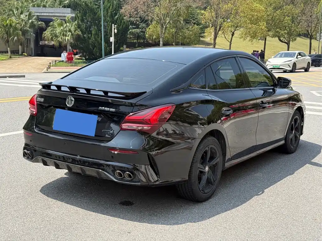MG MG5 2022