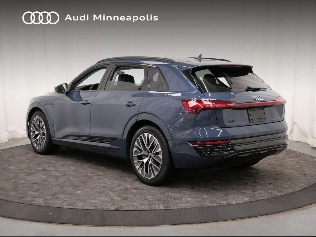 Audi Q8 e-tron 2024