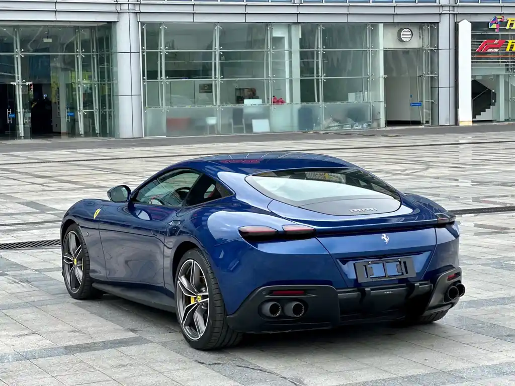 Ferrari Roma 2022