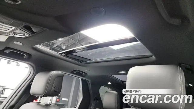 Land Rover Discovery 2022
