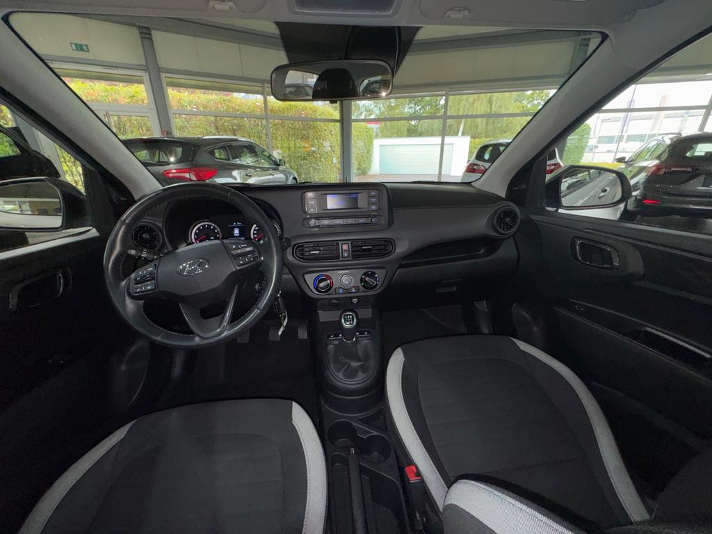 Hyundai i10 2021