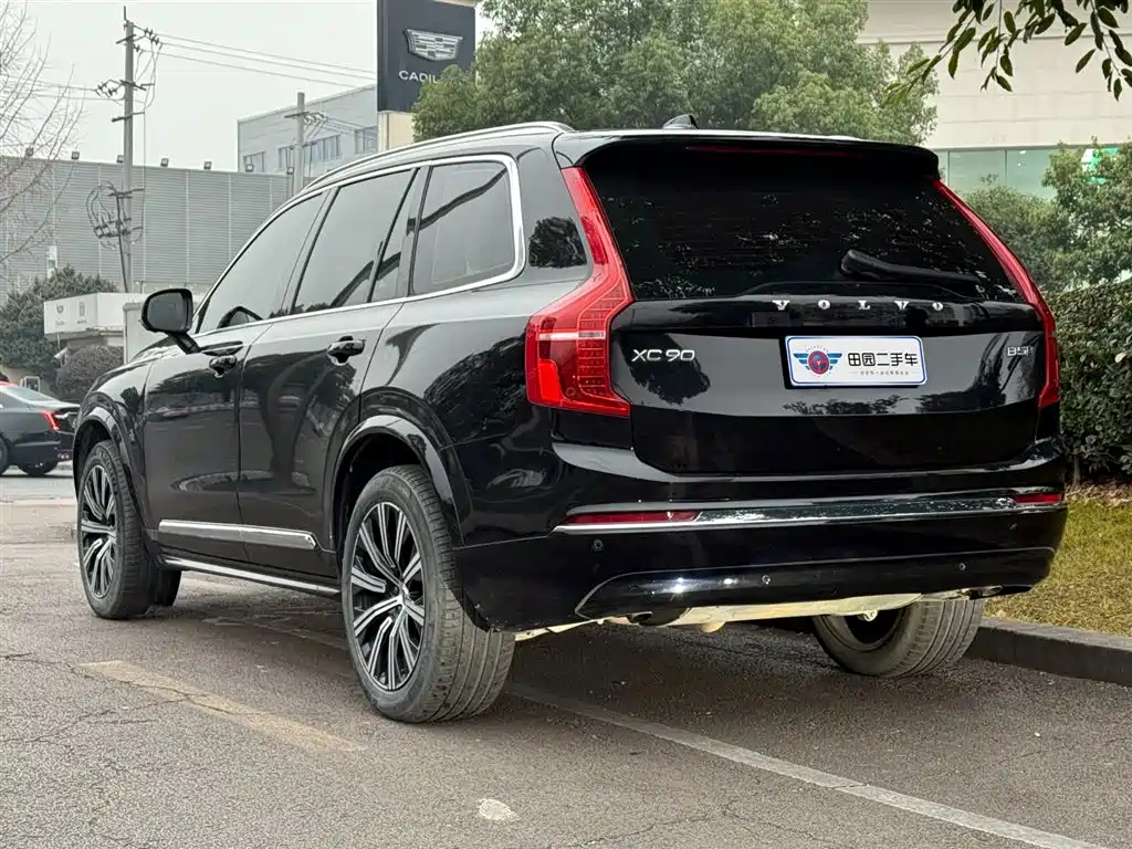 Volvo XC90 2023