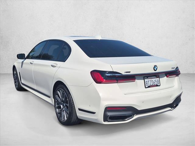 BMW 750 2021