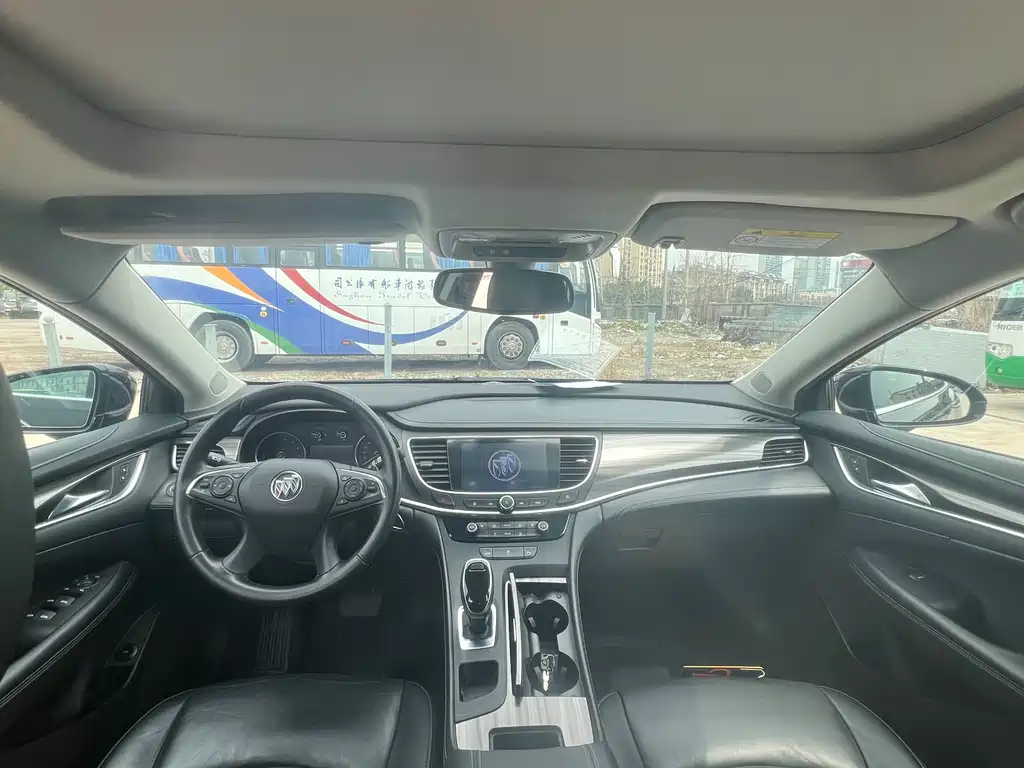 Buick LaCrosse 2021