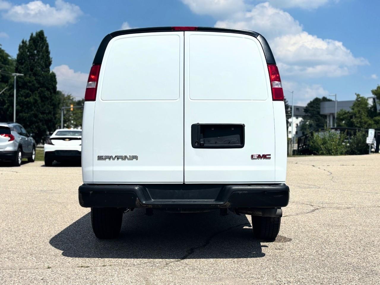 GMC Savana 2020