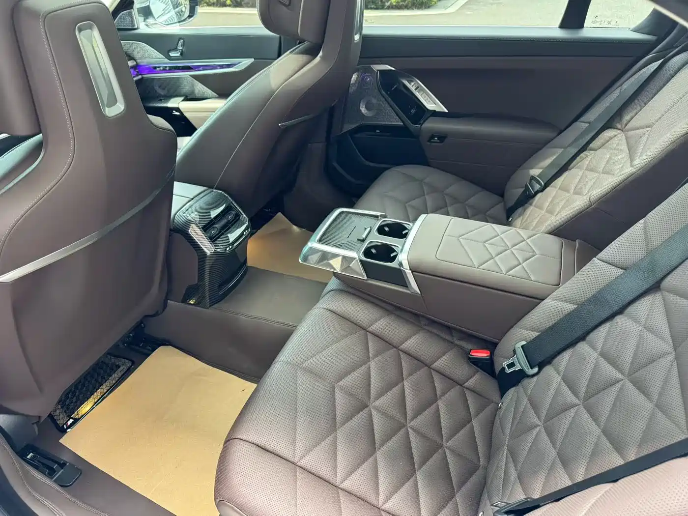 BMW i7 2023