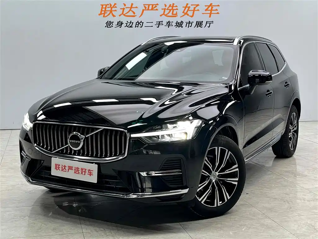 Volvo XC60 2022