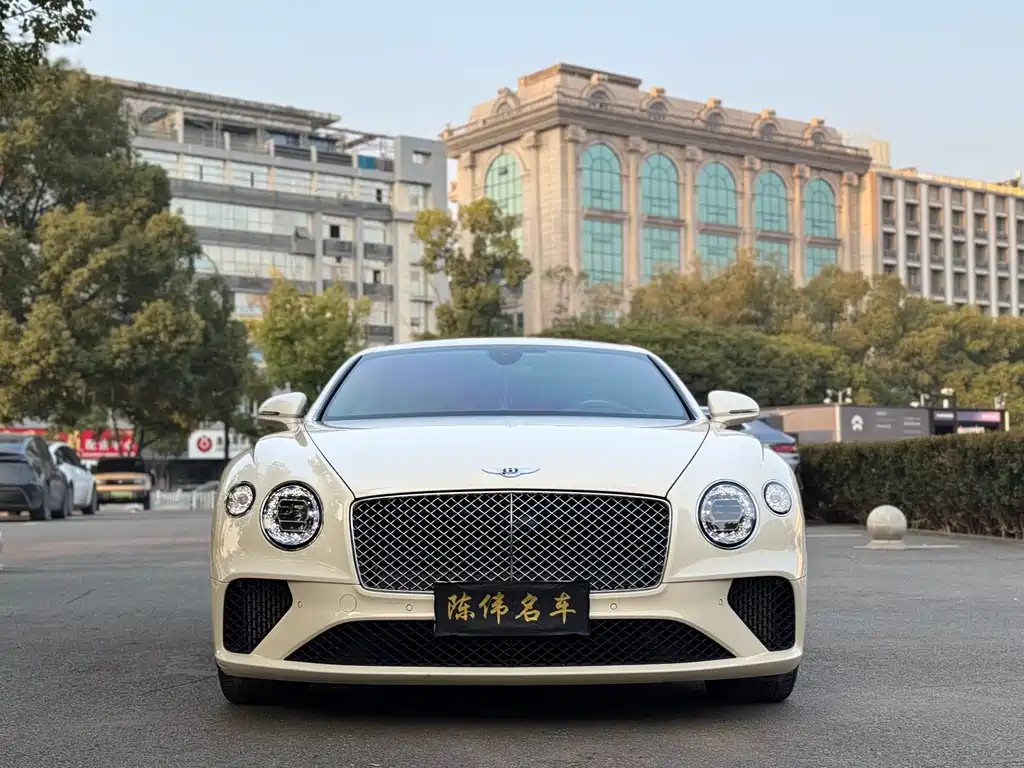 Bentley Continental 2023