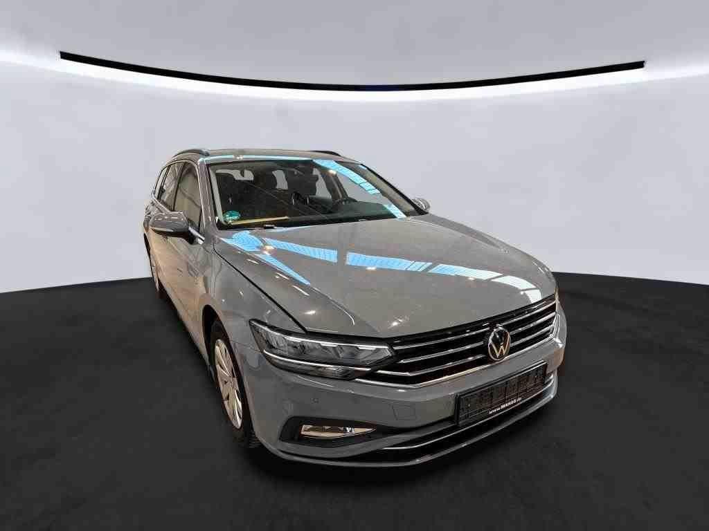 Volkswagen PASSAT VARIANT 2023