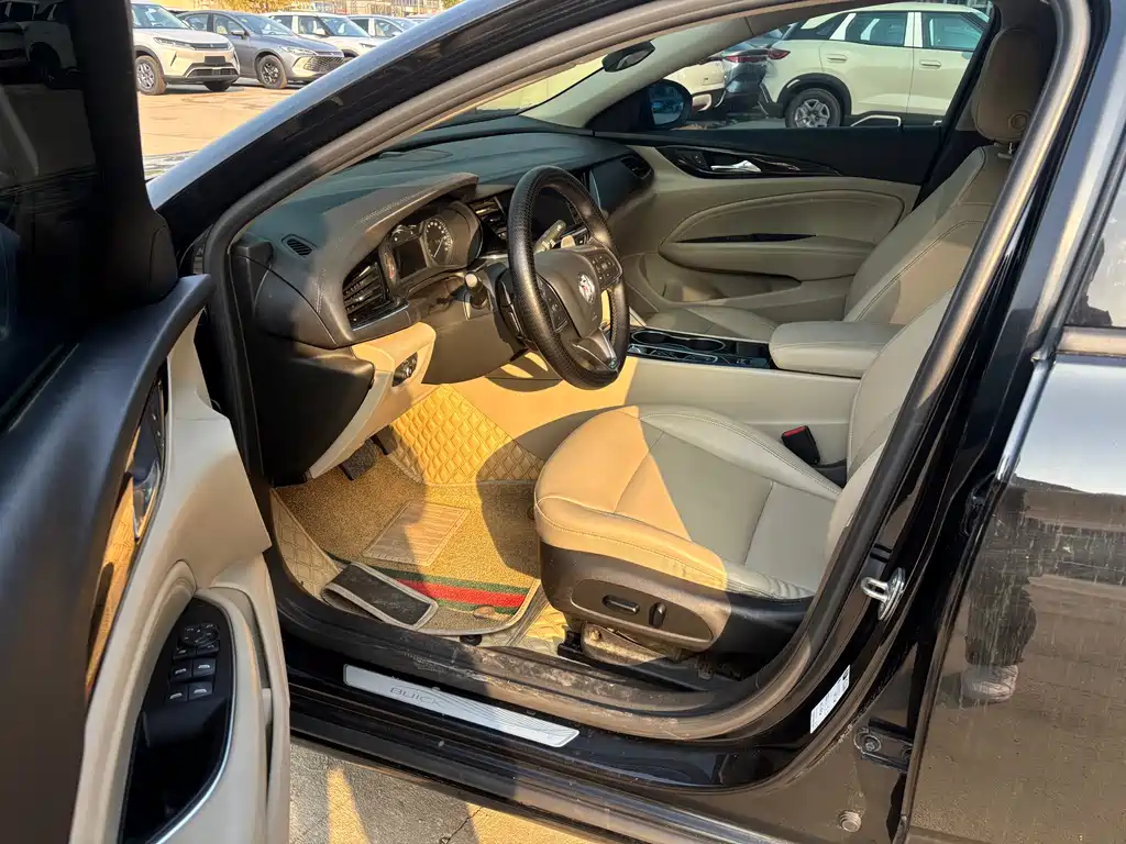 Buick Regal 2021
