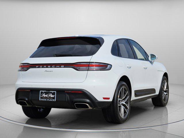 Porsche Macan 2025