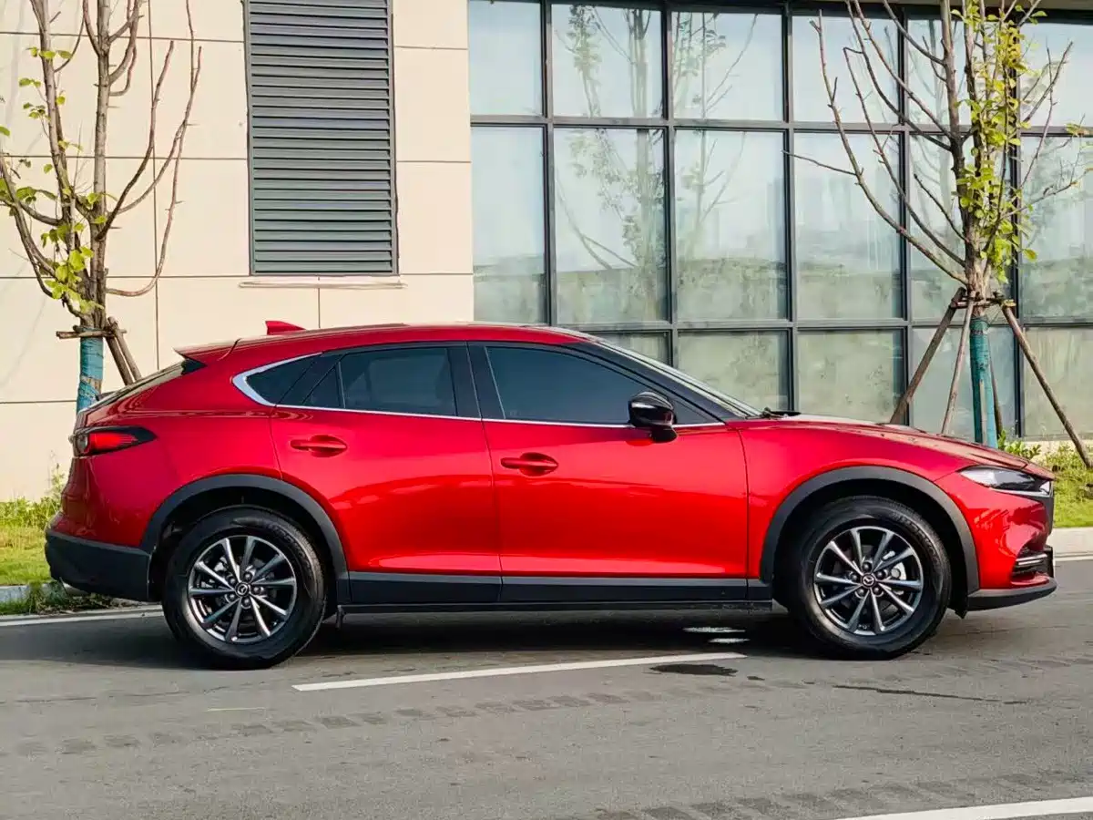 Mazda CX-4 2023