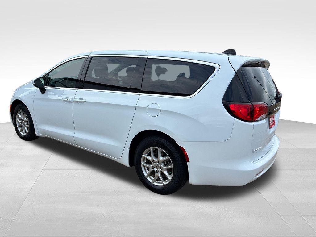 Chrysler Voyager 2023