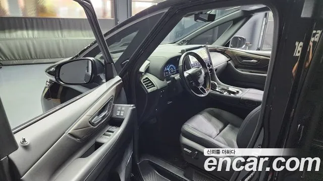 Toyota Alphard 2024