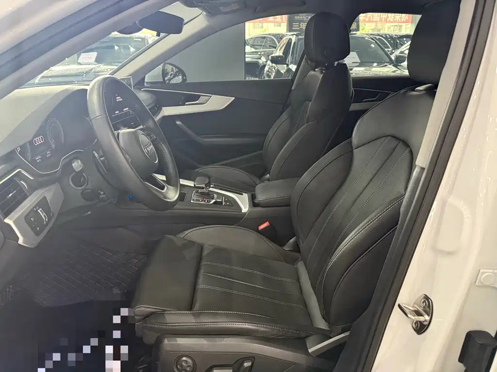 Audi A4 2021