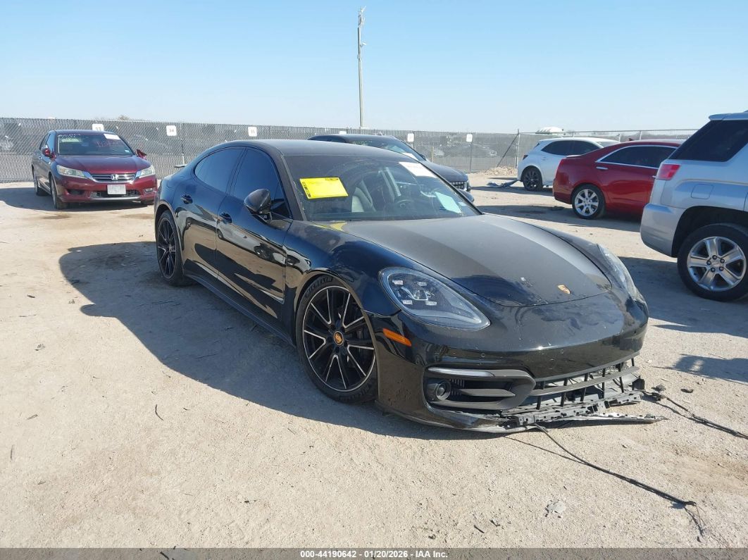 Porsche Panamera 2023