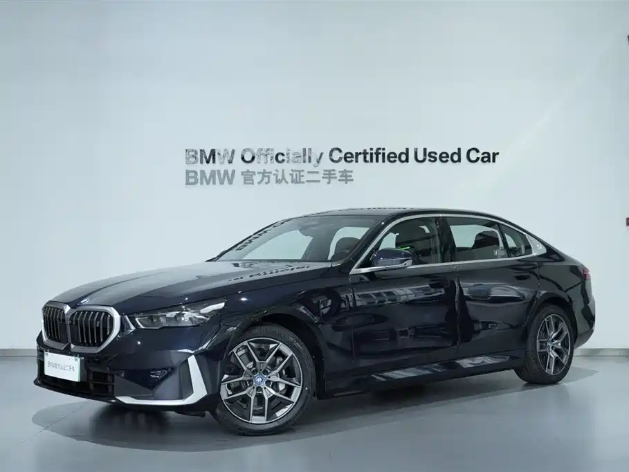 BMW i5 2024