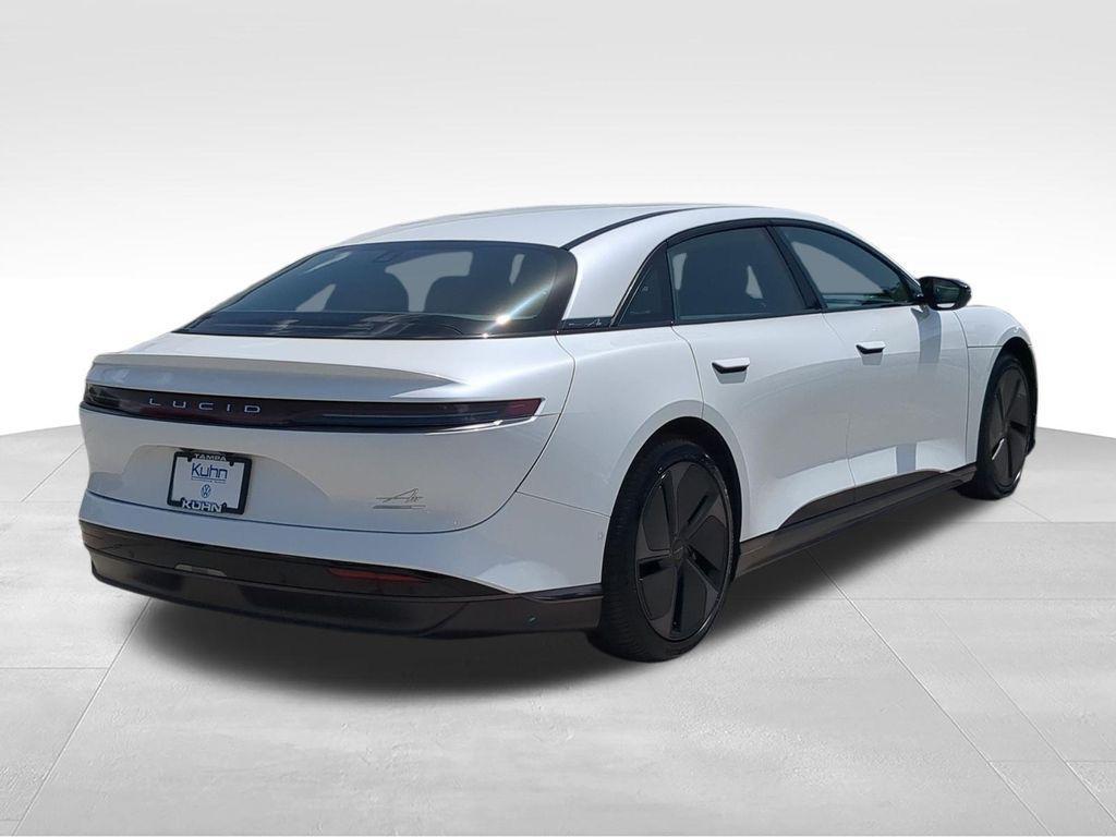 Lucid Air 2024