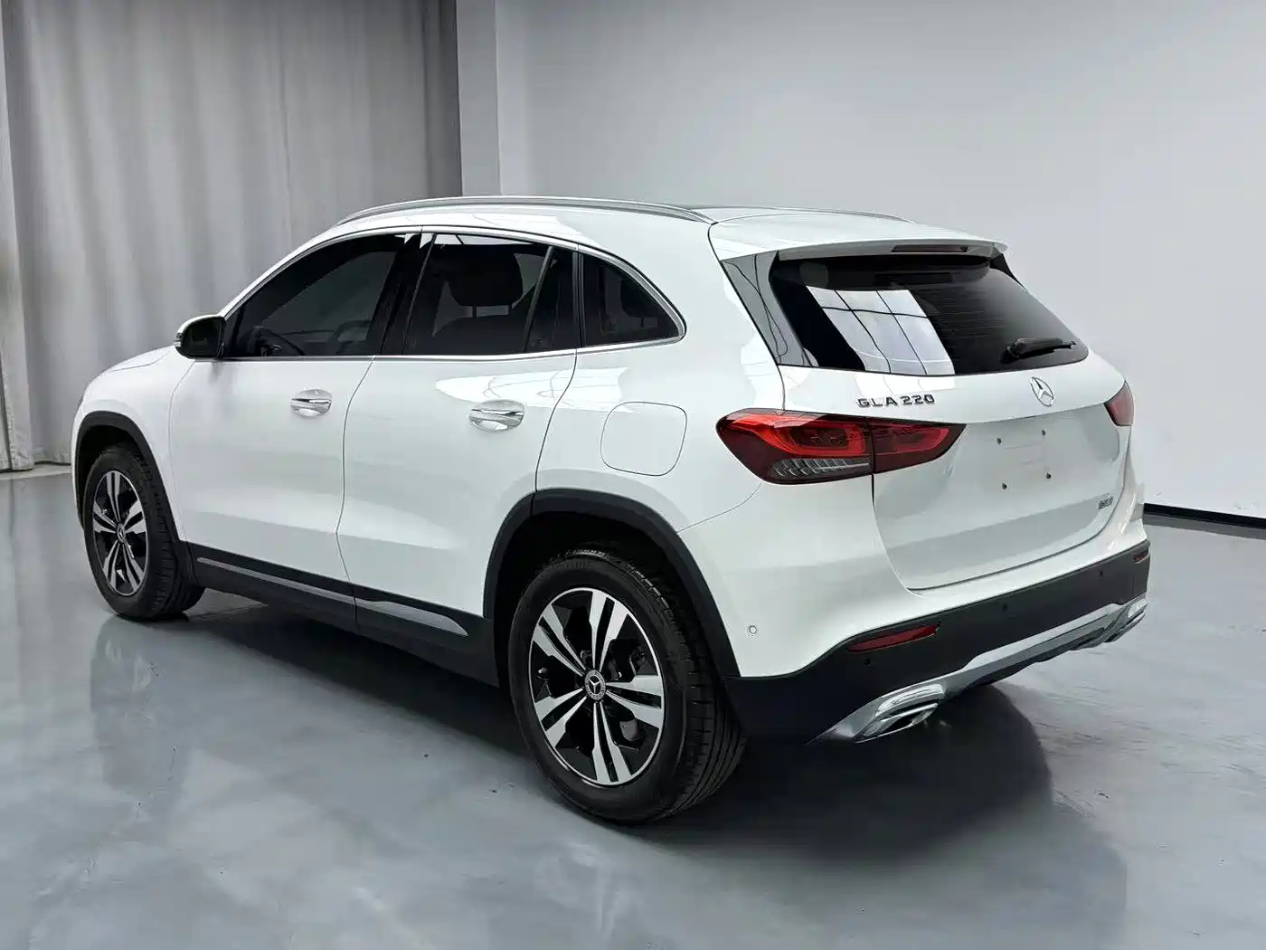 Mercedes-Benz GLA 2023