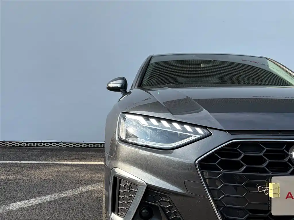 Audi A4 2021