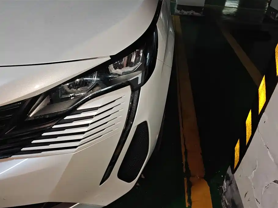 Peugeot 4008 2021