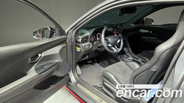 Hyundai Veloster 2020