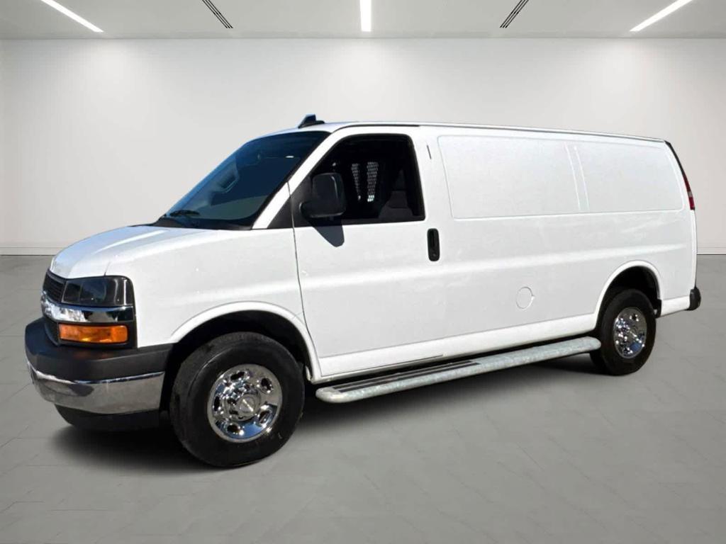 Chevrolet Express 2024