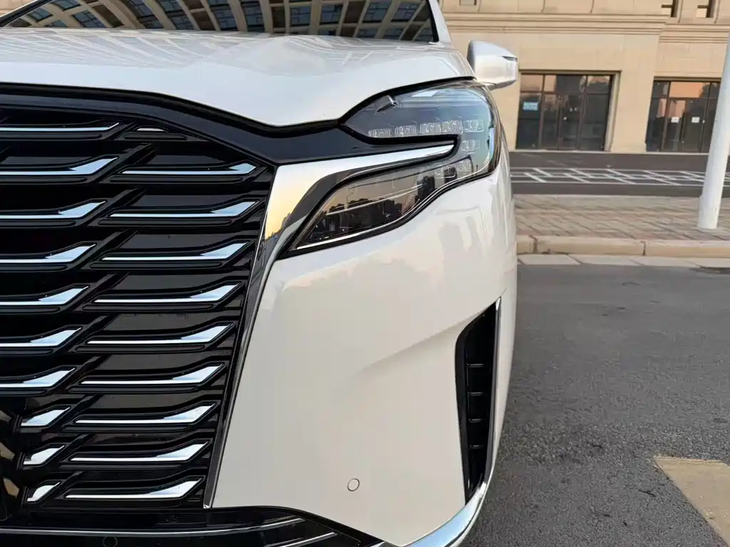 Buick GL8 2023