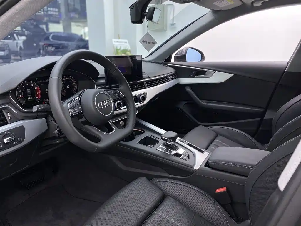 Audi A4 2022