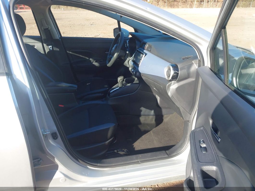 Nissan Versa 2024