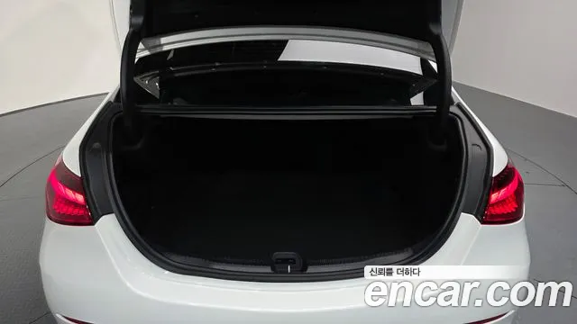 Mercedes-Benz C-Класс 2022