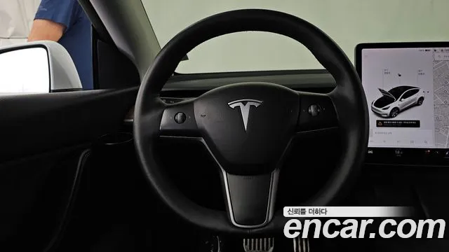 Tesla Model Y 2021