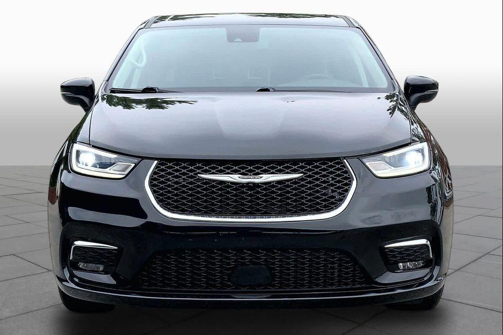 Chrysler Pacifica 2023