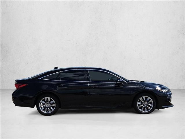 Toyota Avalon 2022