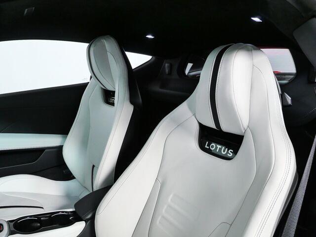 Lotus Emira 2024