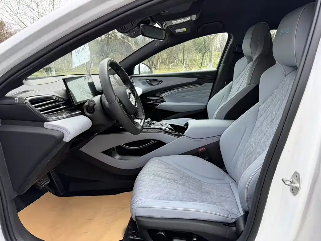BYD Seal 2023